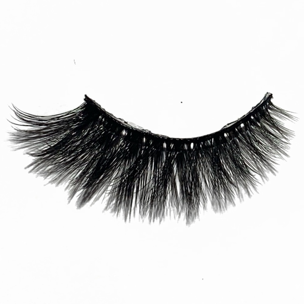 Strip lashes